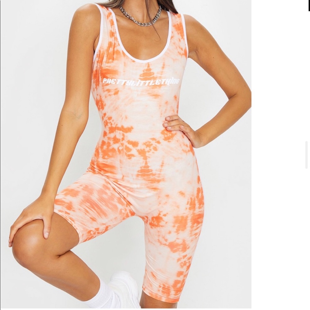 🧡On-the-go Orangy Onesie🧡